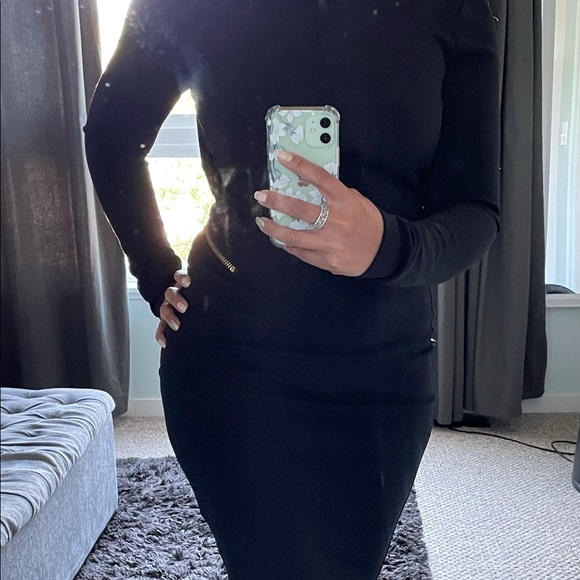 Black open back dress with zipper - Picture 1 of 6